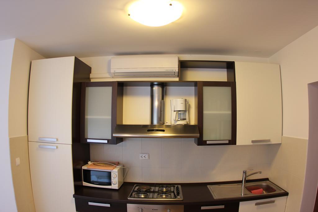 Apartments Villa Plaza Trogir Buitenkant foto