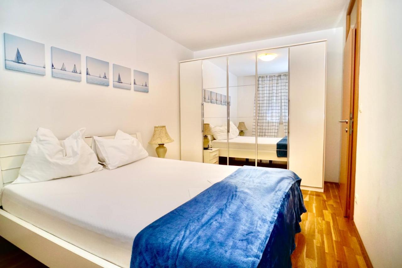 Apartments Villa Plaza Trogir Buitenkant foto