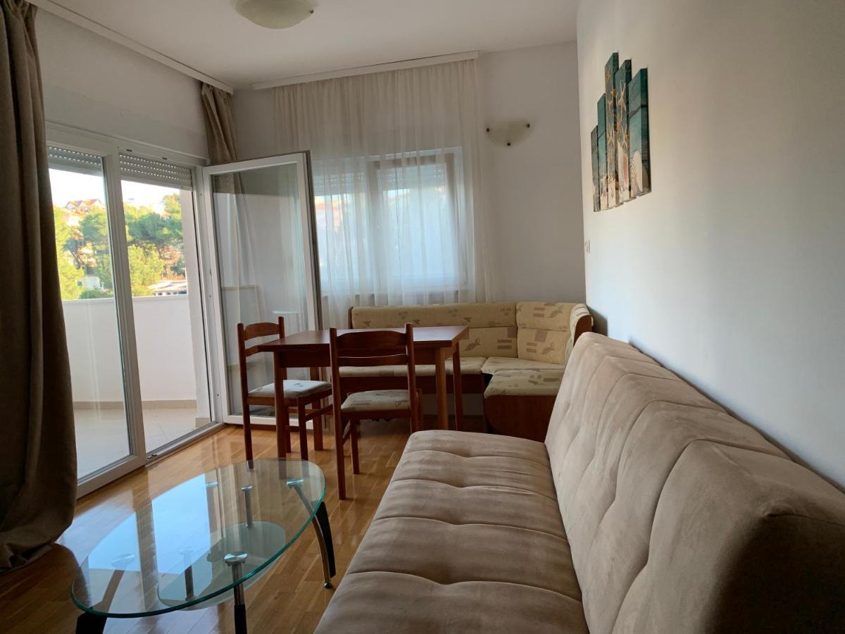 Apartments Villa Plaza Trogir Buitenkant foto