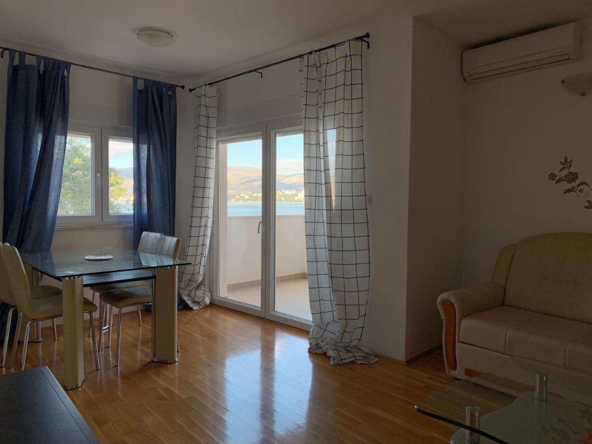 Apartments Villa Plaza Trogir Buitenkant foto
