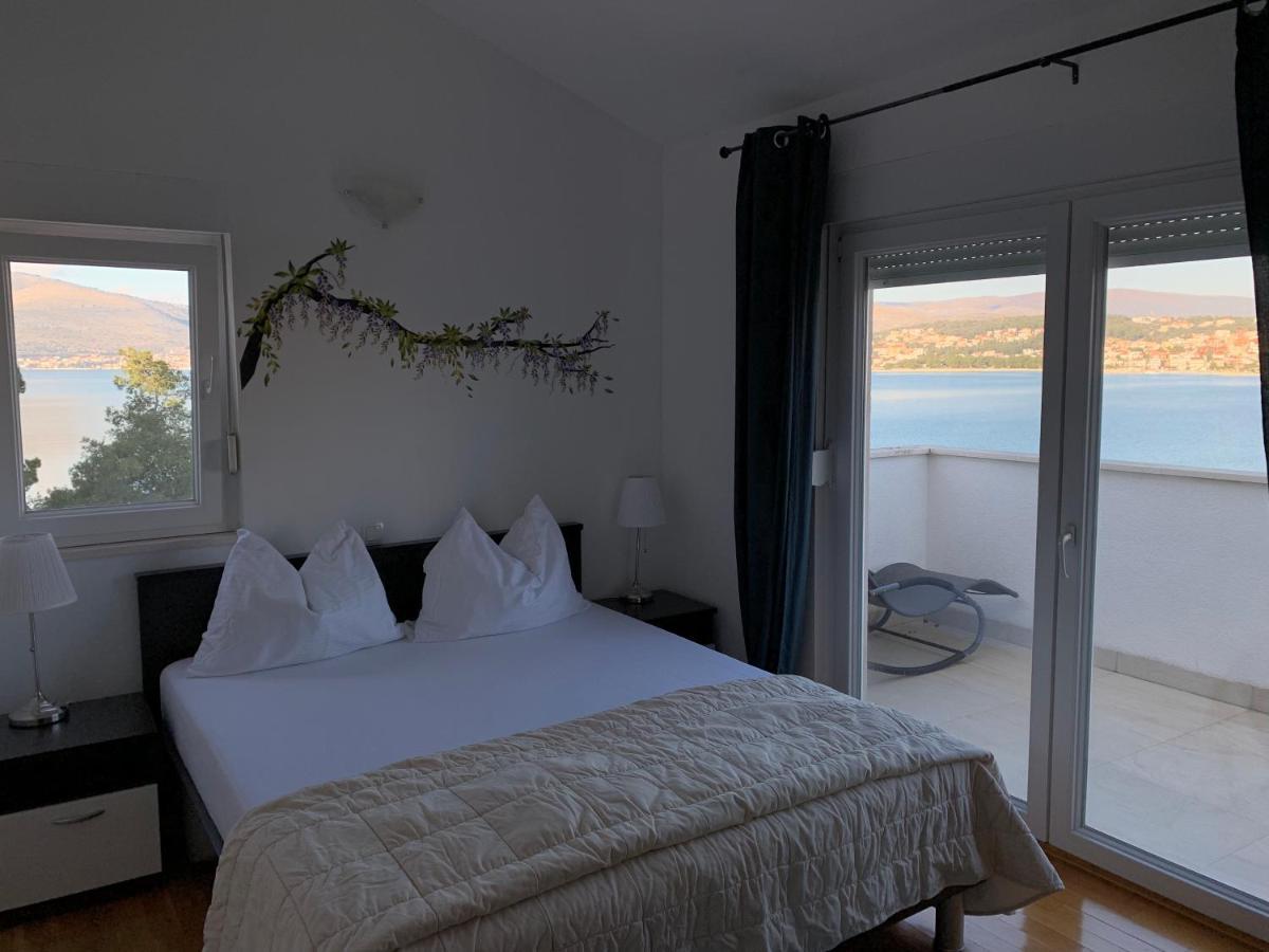 Apartments Villa Plaza Trogir Buitenkant foto